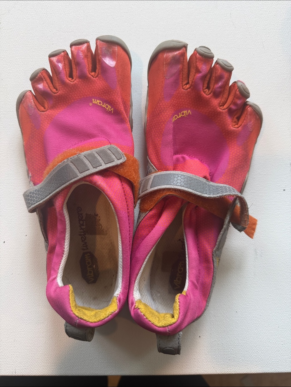 Vibram Women's Pink and Orange FiveFingers Toe Shoes